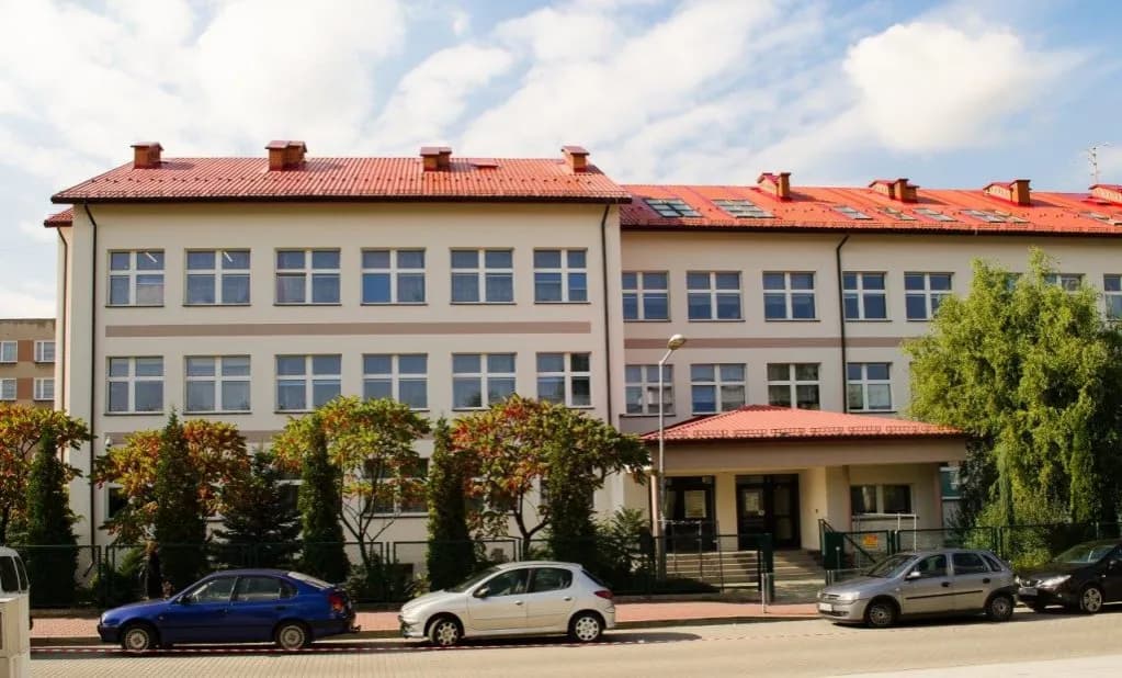 Szkoła dla niesłyszących w Tarnowie - unikalne programy i wsparcie edukacyjne