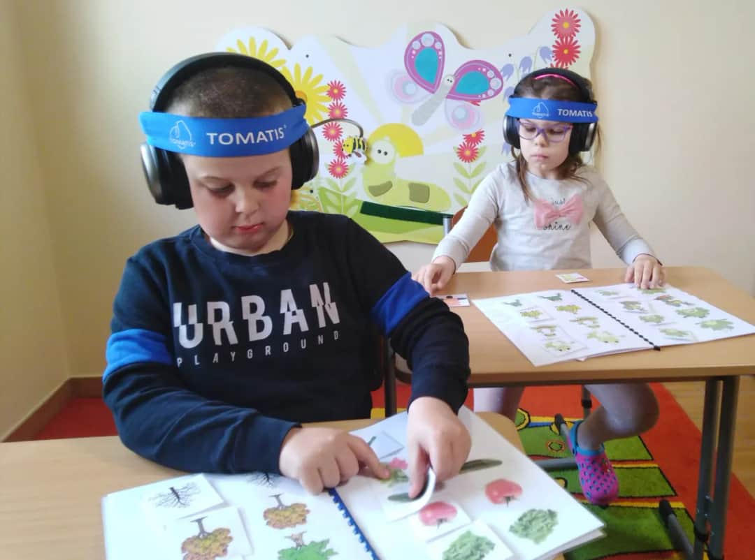 Pomoce dydaktyczne dla niewidomych: Kluczowe narzędzia do nauki i rozwoju